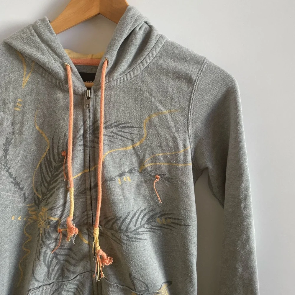 Hurley zip up hoodie - Picture 2 of 10